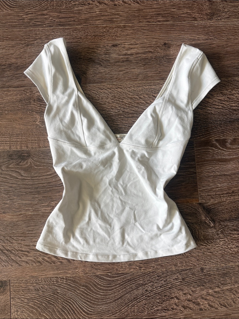 Free People White V-Neck Women’s Top - Classic Scoop Sleeves